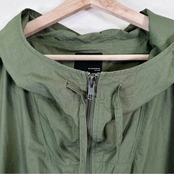 JNBY Hooded Cotton Green Army Full  Zip Short Sleeve Jacket - Picture 12 of 16